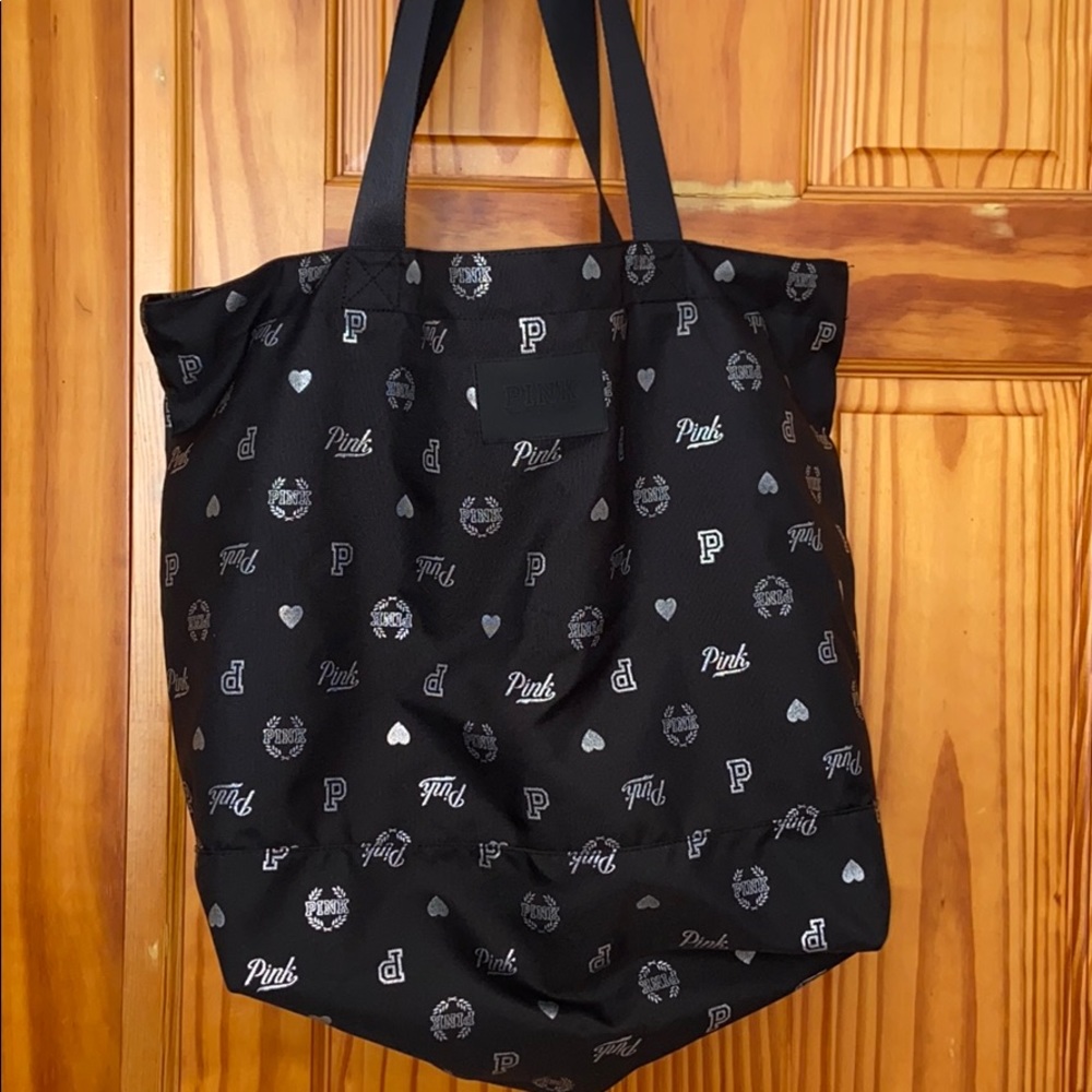 Pink Overnight tote🐾